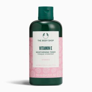 The Body Shop Vitamin E Moisturizing Toner | Hydrating Face Toner for All Skin Types | Remove Excess Oils & Dirt, with Raspberry Seed Oil, 250 ml / 8.4 oz